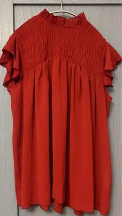 ZARA ノースリーブ　シャーリングブラウス