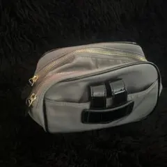 TILA MARCH ティラマーチ グレー クラッチバッグ ポーチ レディース