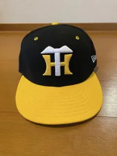 阪神タイガース プロコレキャップ（ビジター） - メルカリ