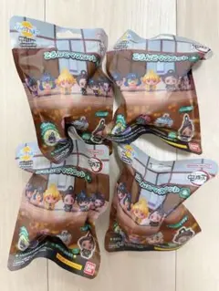 【新品未開封】鬼滅の刃 びっくらたまご ころんとマスコット 漆 4つセット