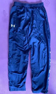 アンダーアーマー シャカシャカズボン　YLG 子供用　USED