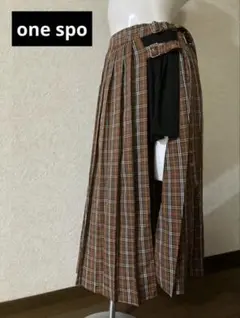 one spo　プリーツスカート