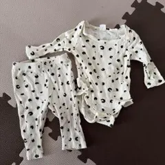 ヒョウ柄ロンパース