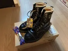 Dr.Martens ドクターマーチン 8ホールブーツ UK4 黒 タグのサムネイル