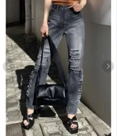 EMODA フーリーリップドジャストウェストジーンズ　黒サイズ1