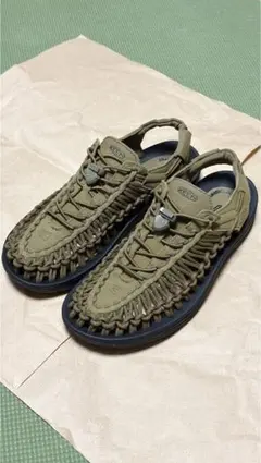 【美品】KEEN UNEEK ユニーク カーキ サンダル　27cm