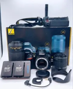 ❁極美品❁Wi-Fi搭載❁ Nikon D5600 Wレンズキット ❁箱付き❁ ニコン Nikon D5600 デジタル一眼レフカメラ 18-55 VR レンズキット
