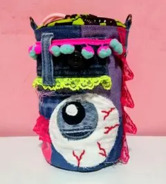 Item thumbnail for item 0d45a7e1-60b8-43d4-9763-e5d7d96c2f59