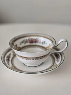 WEDGWOODセージグリーン》ティーカップ＆ソーサー、ケーキプレート 