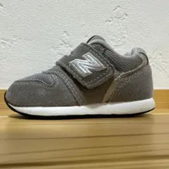 12.0cm New Balance 996 グレー スニーカー