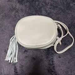 【お値下げ可能】niko and... フリンジ付きオーバルショルダーバッグ