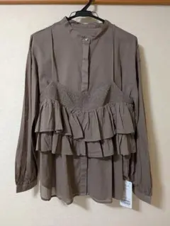 新品☆B.C STOCK☆フリルキャミソールレイヤードブラウスのサムネイル