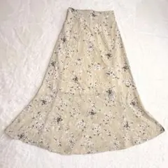 チコ　花柄ハイウエストロングフレアスカート　Ｍ　くすみイエロー　裏地　Aライン
