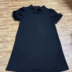 黒のリボン付きひざ丈ワンピース　120㎝フォーマル