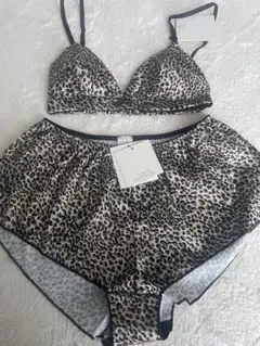 Calvin Klein ブラジャーショーツセット