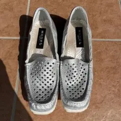 Monet シルバー ローファー メッシュデザイン