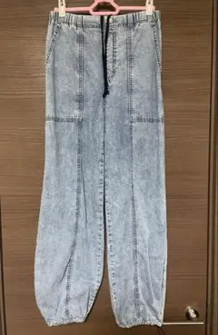 ジーユー　コクーンジョガープルオンパンツ