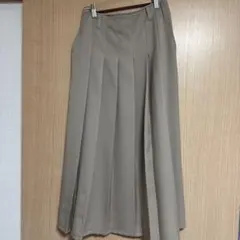 GU プリーツAラインミディスカート