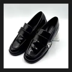 【超美品】CHARLES & KEITH メタリックアクセントローファ40