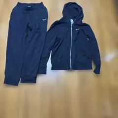 ナイキのセットアップ上下Mサイズ
