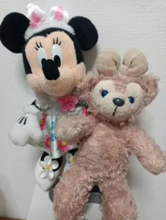 ミニーマウス ・シェリーメイ 【２個セット】キーホルダーぬいぐるみバッジ