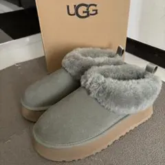 新品未使用 大人気完売UGG W TAZZELLE タゼル 希少 レア色 厚底のサムネイル