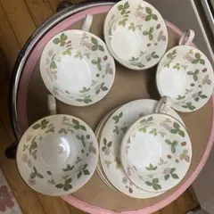 ローラアシュレイ 食器セット 9ピース - メルカリ