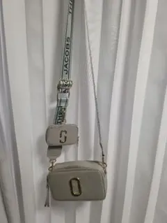【美品】Marc Jacobs スナップショット ライトグレー ショルダーバッグ
