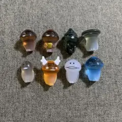なめこ栽培キット　アクリルフィギュア　8種類セット