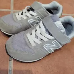 New Balance グレー スニーカー 18センチ