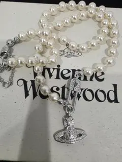 Vivienne Westwood ベージュパール 銀色ピンチョーカー - メルカリ