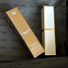 TOM FORDウルトラ シャイン リップ カラー 41 リモート アイルのサムネイル