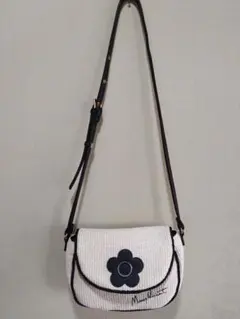 【美品】MARY QUANTパナマツイストコードデイジー ショルダーバック