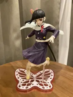 栗花落カナヲ　フィギュア　鬼滅の刃