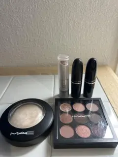 MAC コスメセット アイシャドウ ハイライト リップのサムネイル