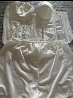 hugge bridal ブライダルインナー ホワイト D70