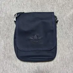 adidas ORIGNALSネイビー ショルダーバッグ
