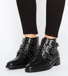 ASOS バックル付きスタッズブーツ　24cmのサムネイル