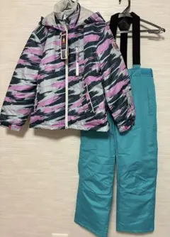 新品　スキーウェア　スノーウェア　上下セット　160cm撥水　 グレー・ピンク