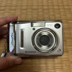 FUJIFILM FinePix コンパクトデジタルカメラ 本体のサムネイル