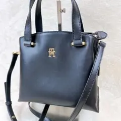 極美品✨Tommy Hilfiger モダンミニトートバッグ 黒