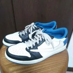 ナイキ　トラヴィス・スコット　フラグメント　エアジョーダン1LOW