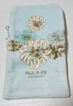 PAUL & JOEタオルポーチ