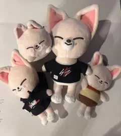 アイエン】フォクシニー スキズ SKZOO STRAP PLUSH ぬいぐるみ - メルカリ
