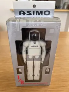 Honda ASIMO 1/8スケール フィギュアのサムネイル