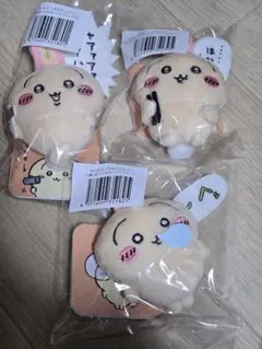 ちいかわ　うさぎだらけくじ　E賞　ぬいぐるみバッジ