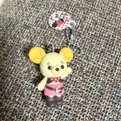 Item thumbnail for item 6241b90f-6d20-4bd8-bef8-cd56bc9e16e4