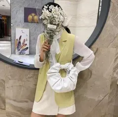 レディース　ショルダーバッグ　白　2way　ハンドバッグ　お洒落　プリーツ　韓国