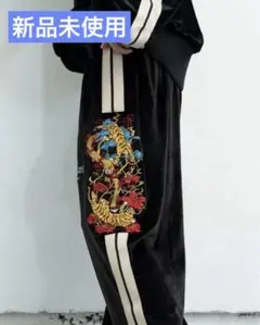 チュウカタベタイ ワイドパンツ