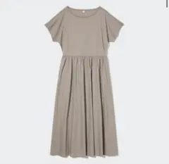 ユニクロ　コンビネーションフレアワンピース